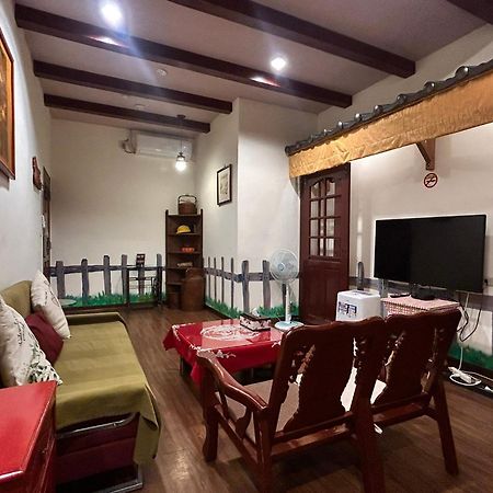 Old Street Seaview Homestay جيوفين المظهر الخارجي الصورة
